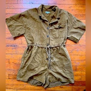Khaki green shortalls, one and done outfit!